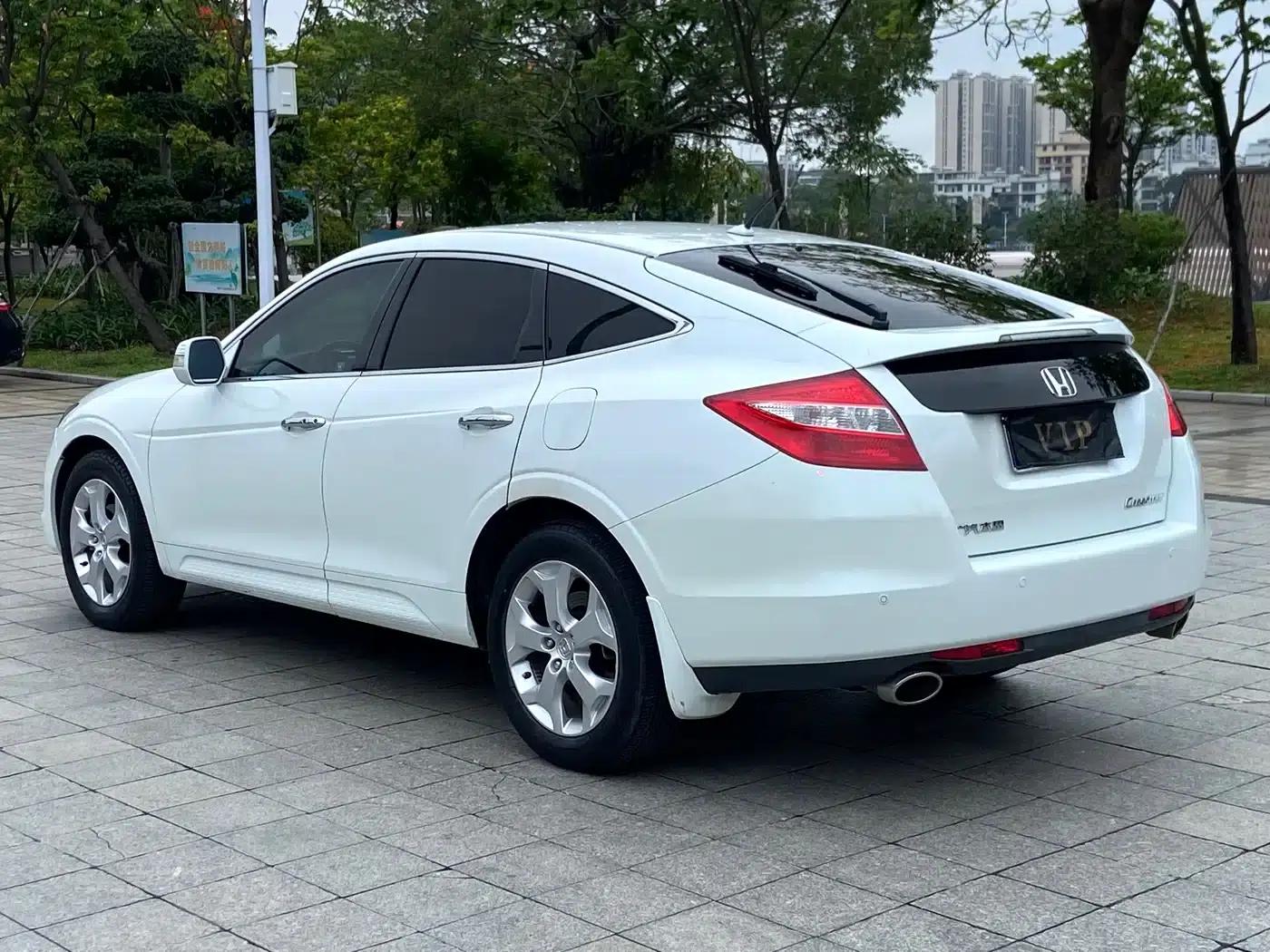 Crosstour 2012 2.4L Luxury Edition — миниатюра 5