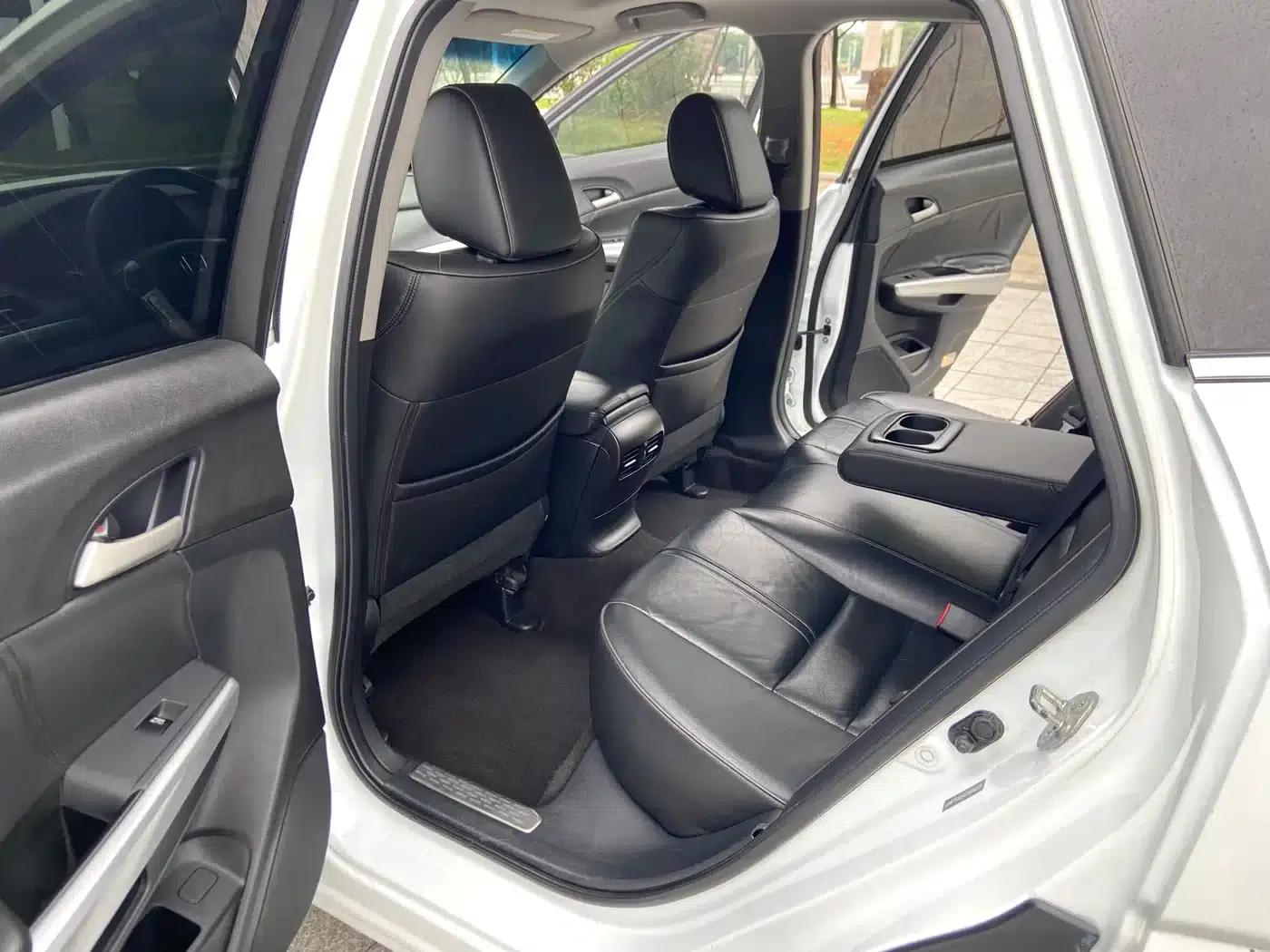 Crosstour 2012 2.4L Luxury Edition — миниатюра 9