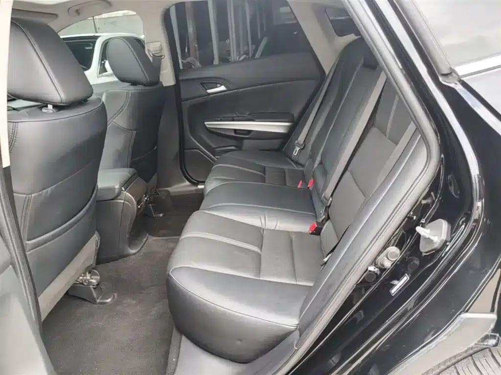 Crosstour 2014 2.4L Luxury Edition — миниатюра 17