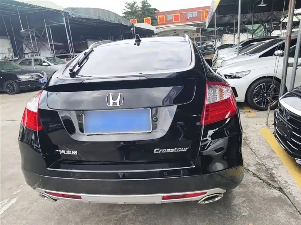 Crosstour 2014 2.4L Luxury Edition — миниатюра 6
