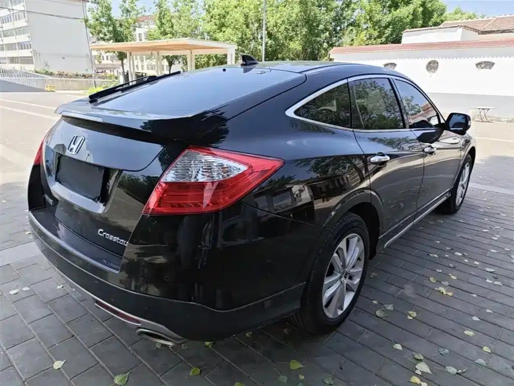 Crosstour 2014 2.4L Luxury Edition — миниатюра 7