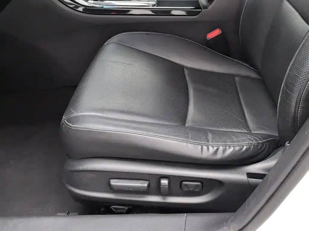 Spirior 2015 2.0L Classic Edition — миниатюра 20