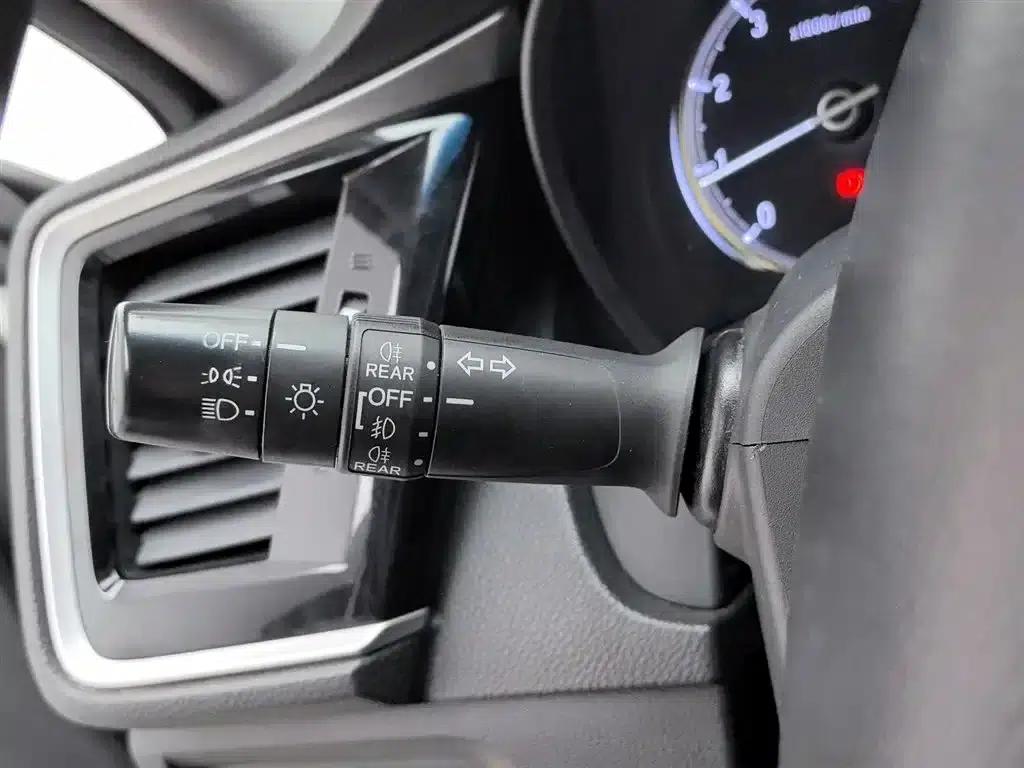 Spirior 2015 2.0L Classic Edition — миниатюра 21