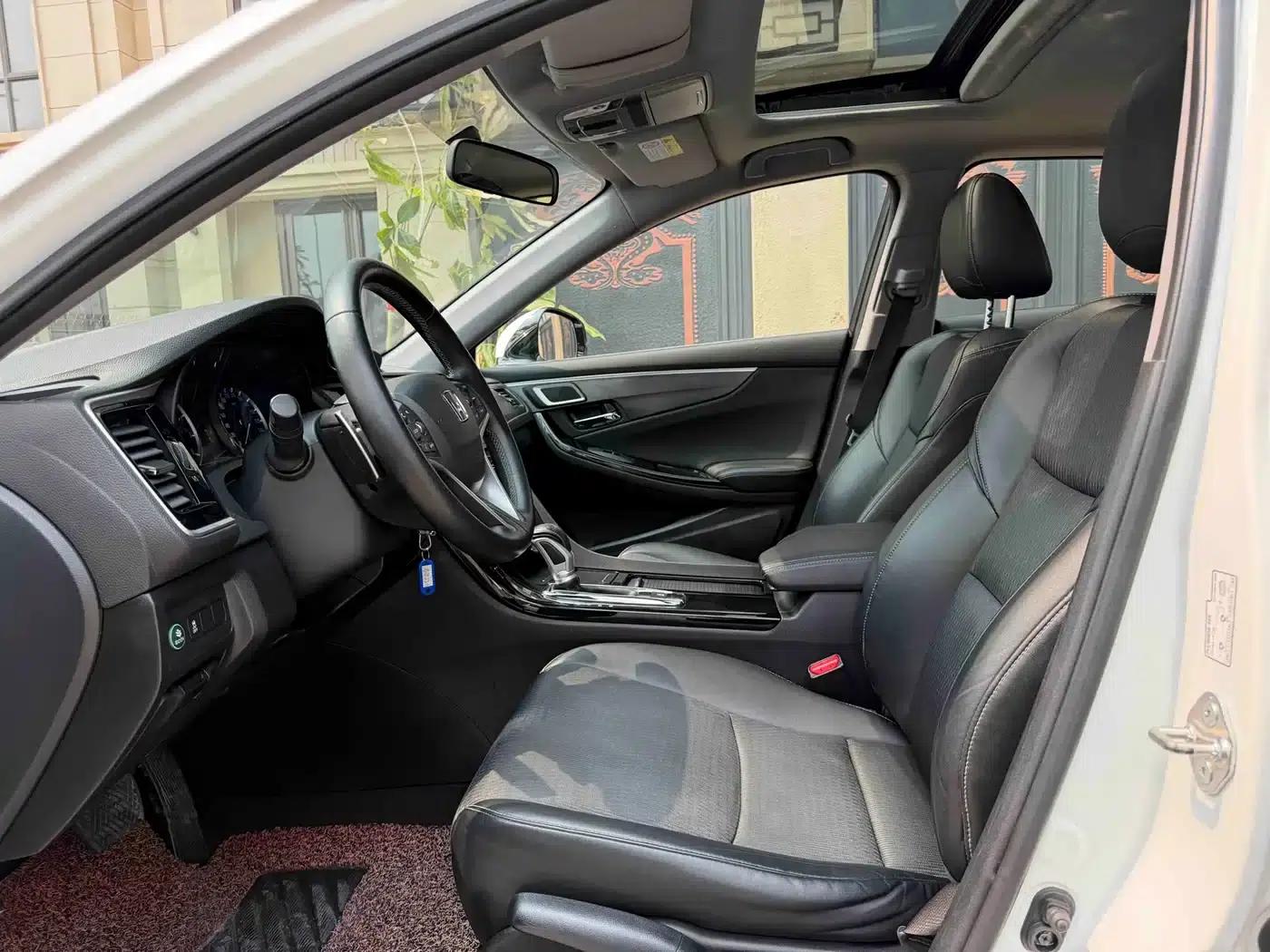 Spirior 2017 2.0L Comfort Edition — миниатюра 4