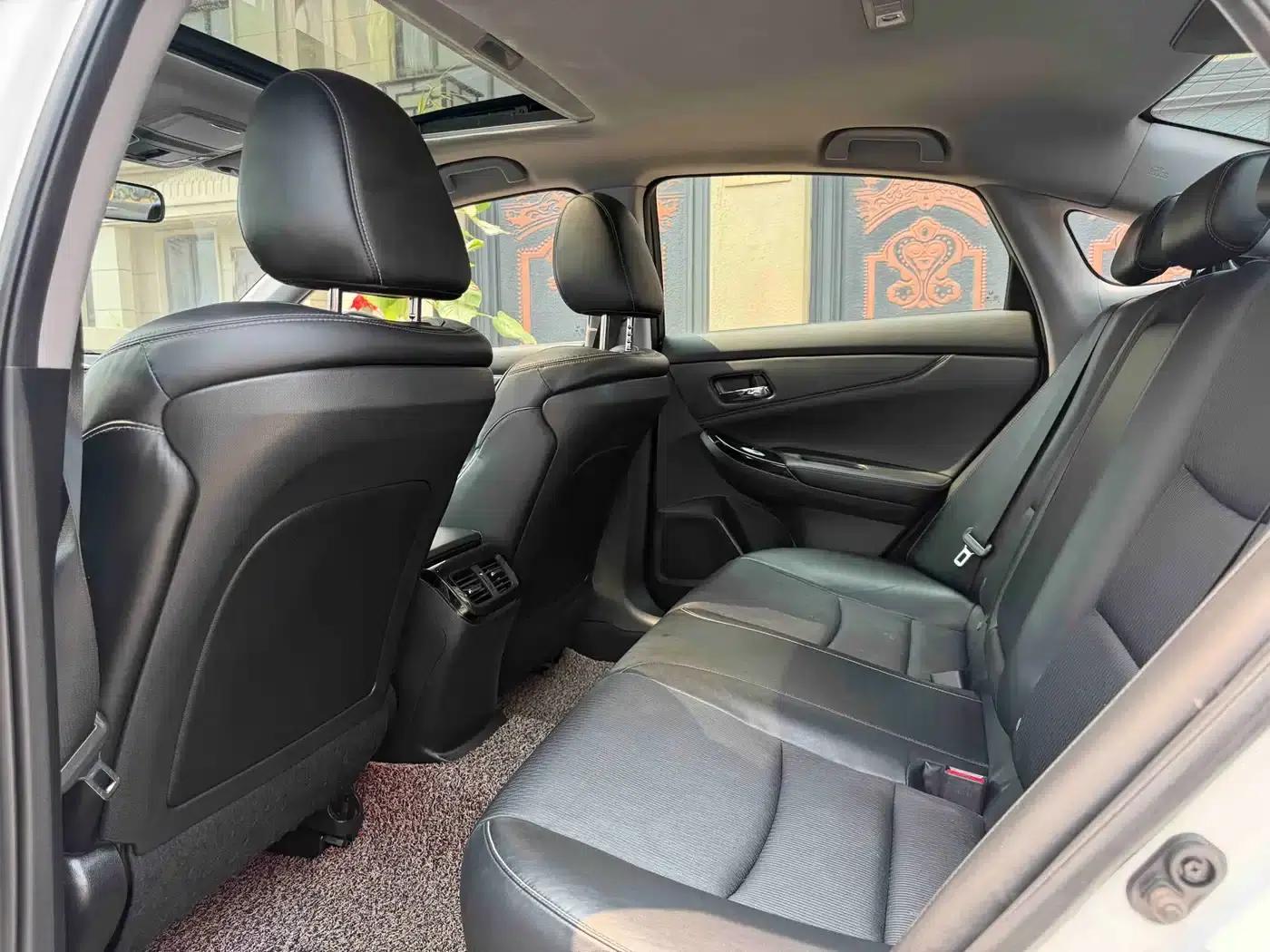 Spirior 2017 2.0L Comfort Edition — миниатюра 6