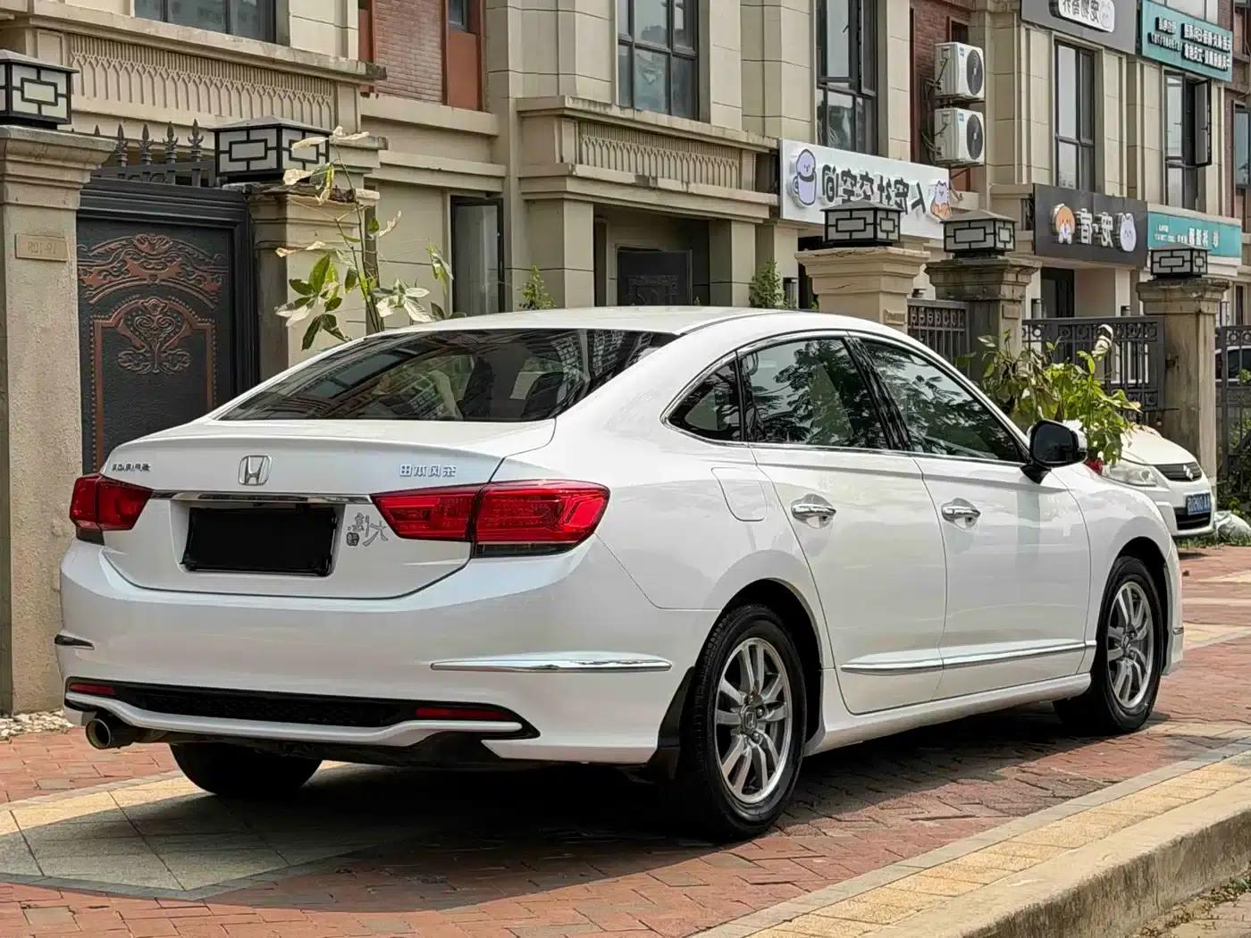 Spirior 2017 2.0L Comfort Edition — миниатюра 7