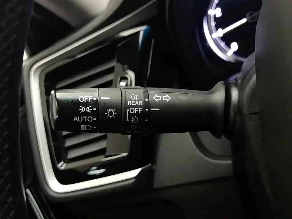 Spirior 2015 2.4L Luxury Edition — миниатюра 21