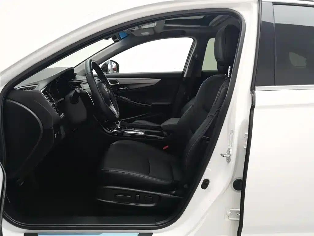 Spirior 2015 2.4L Luxury Edition — миниатюра 10