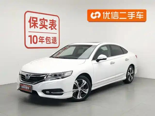 Spirior 2015 2.4L Luxury Edition