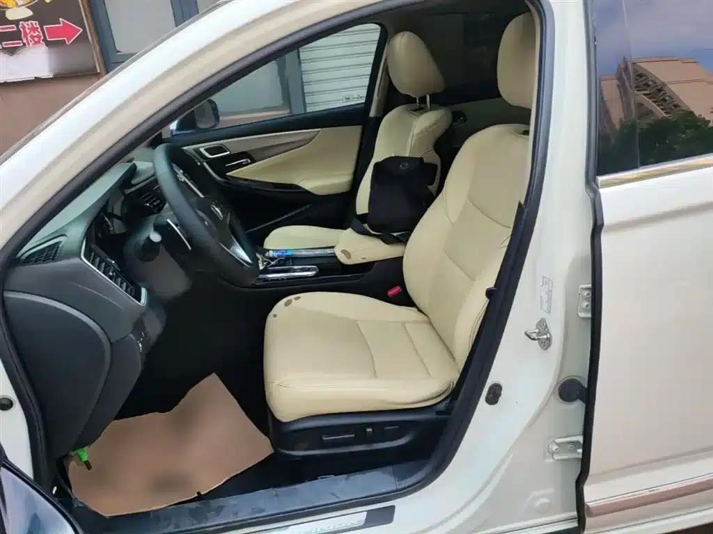 Spirior 2015 2.4L Premium Edition — миниатюра 15