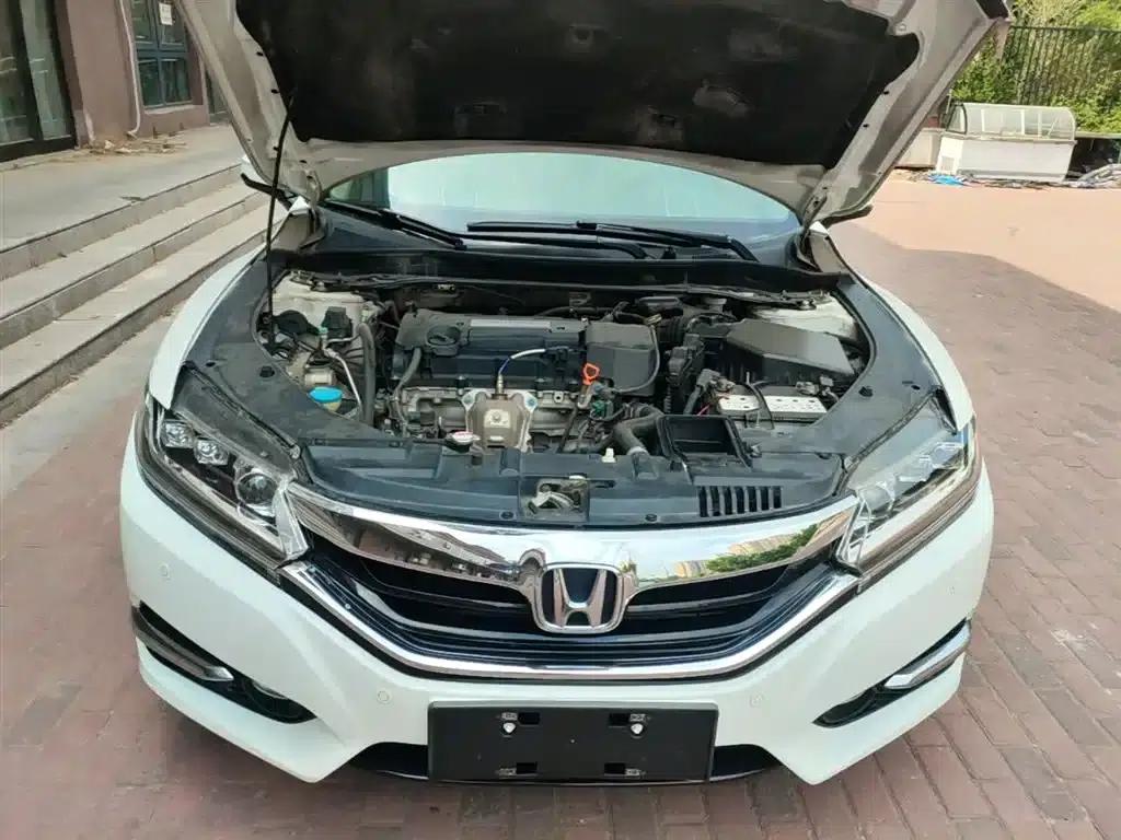 Spirior 2015 2.4L Premium Edition — миниатюра 20