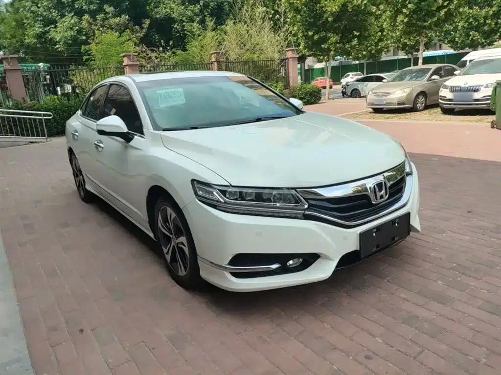 Spirior 2015 2.4L Premium Edition — миниатюра 4