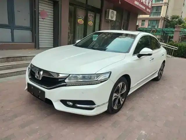 Spirior 2015 2.4L Premium Edition