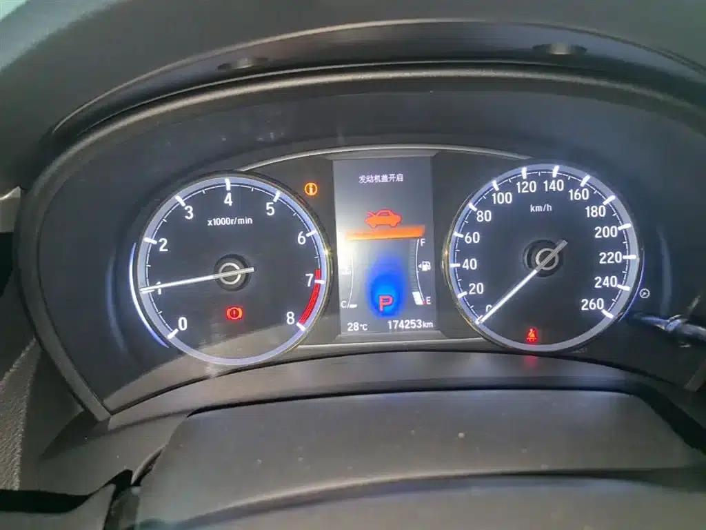 Spirior 2017 2.4L Luxury Edition — миниатюра 12
