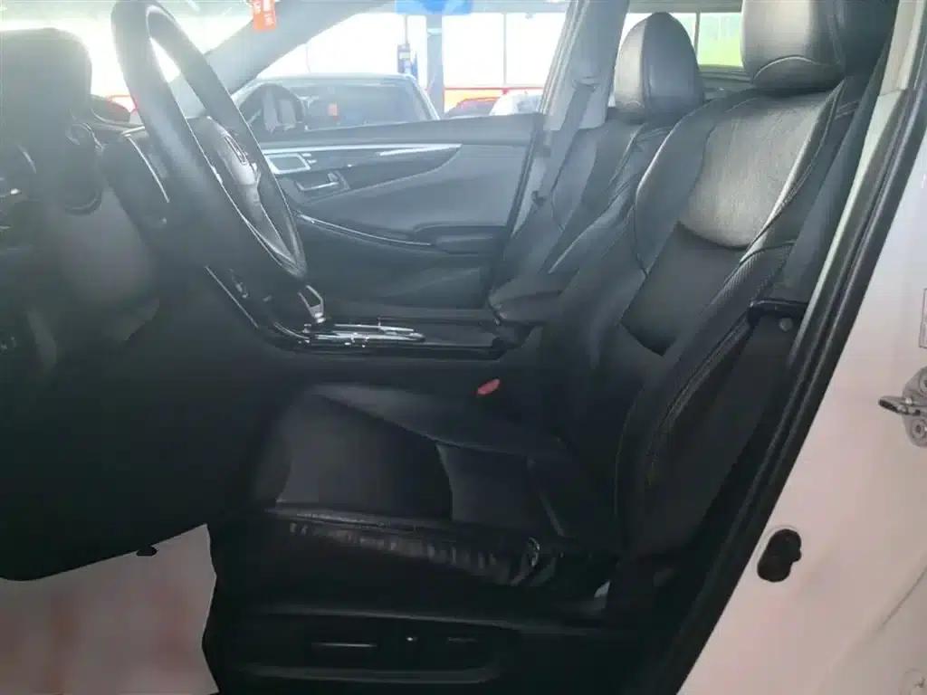 Spirior 2017 2.4L Luxury Edition — миниатюра 15