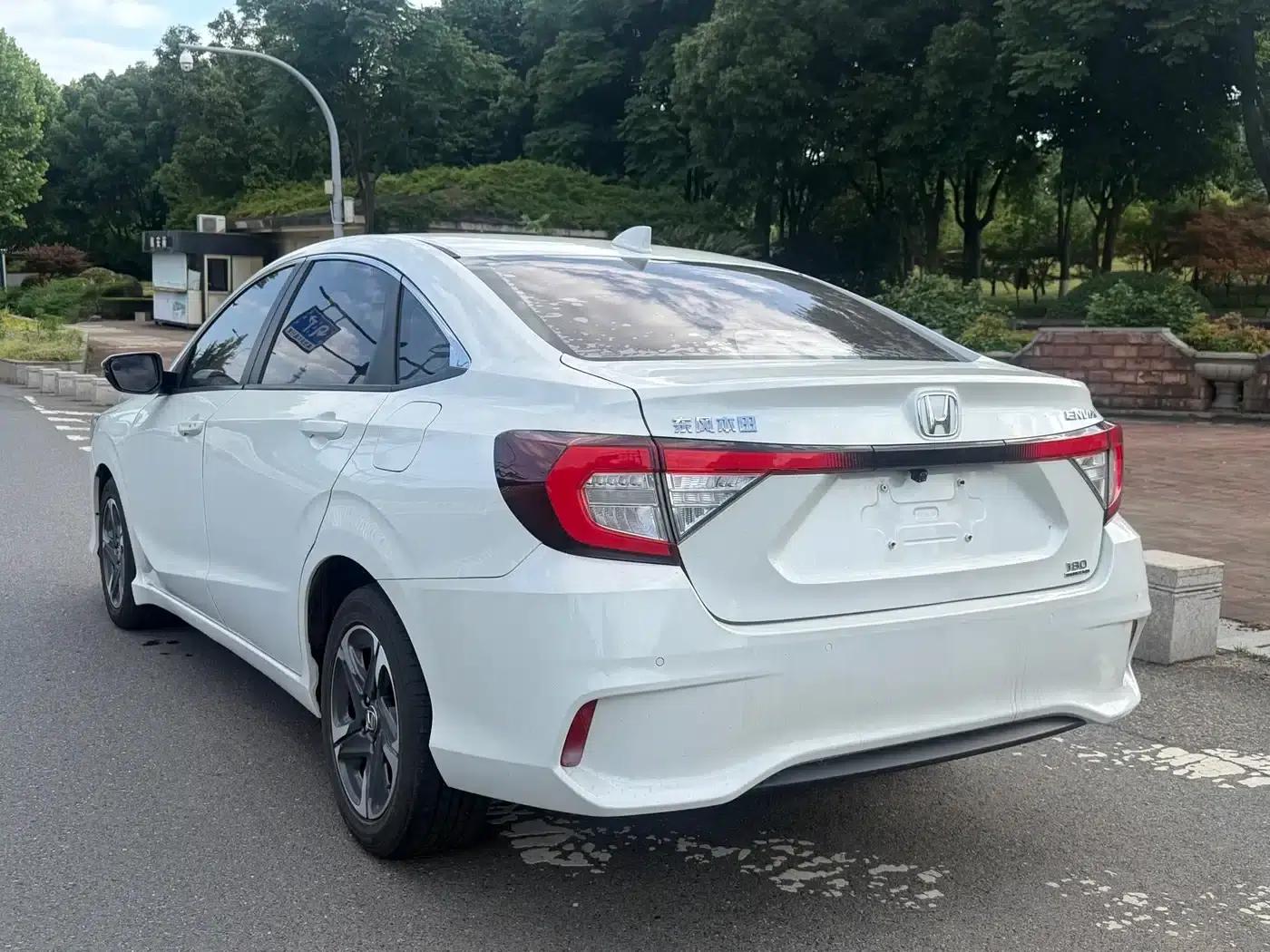 Envix 2019 180TURBO CVT Enjoy Edition (National VI Emission Standard) — миниатюра 5