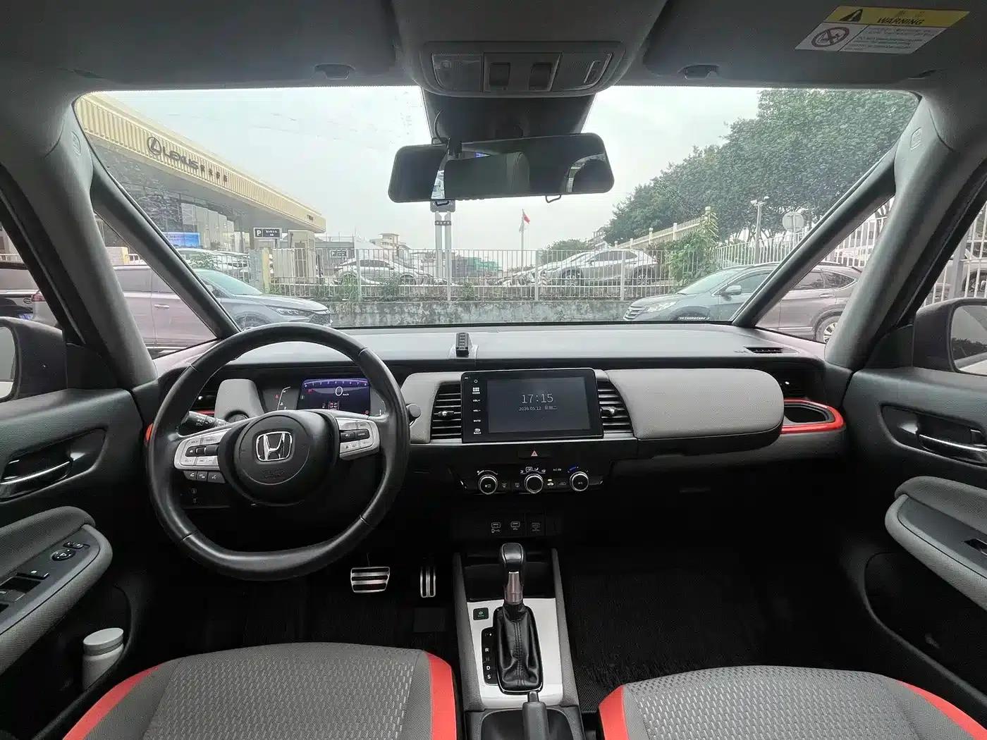 LIFE 2021 1.5L CVT SPO-SS Dynamic Edition — миниатюра 13