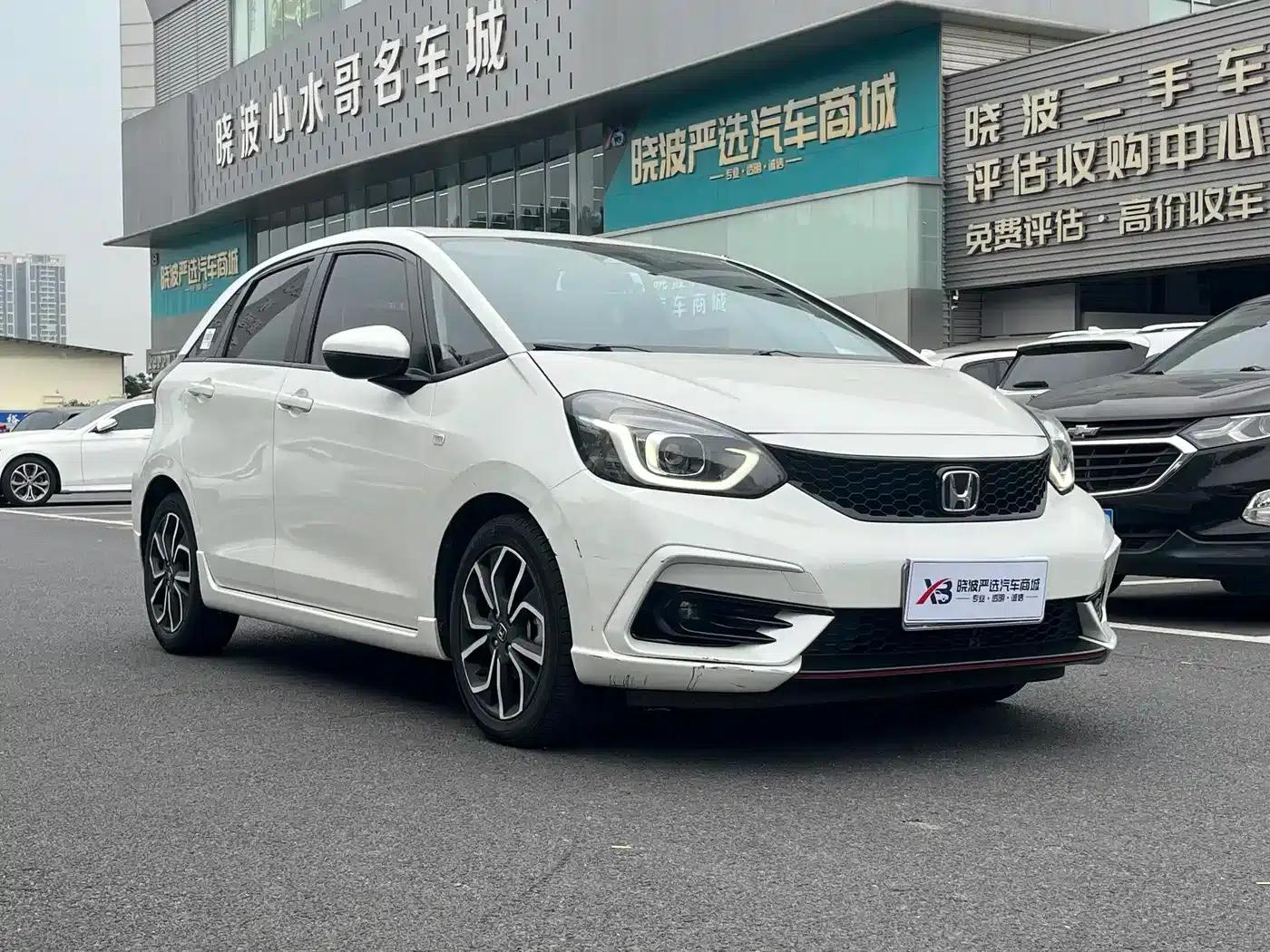 LIFE 2021 1.5L CVT SPO-SS Dynamic Edition — миниатюра 3