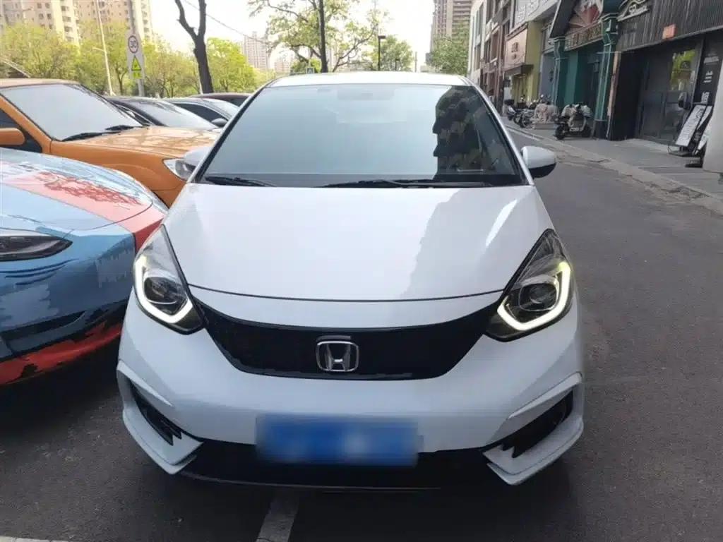LIFE 2023 1.5L CVT SPORT Edition — миниатюра 3