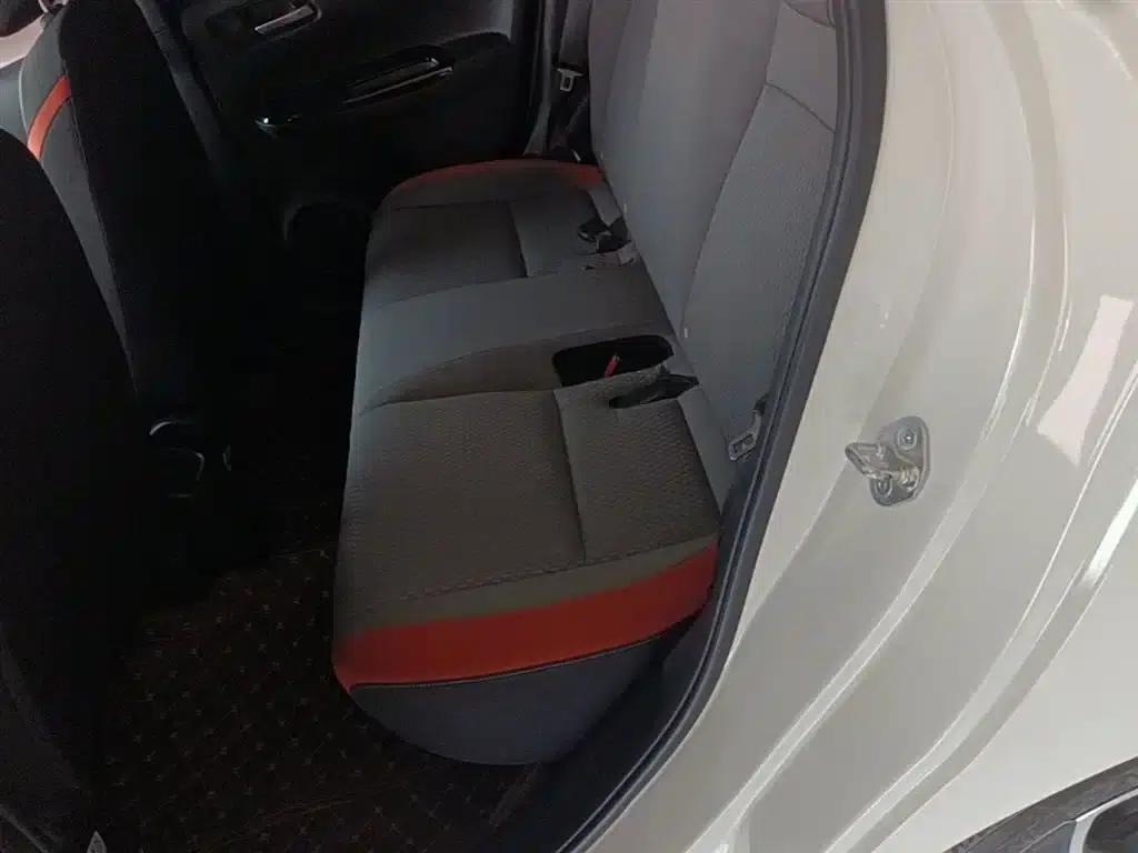 LIFE 2021 1.5L CVT SPORT Edition — миниатюра 17
