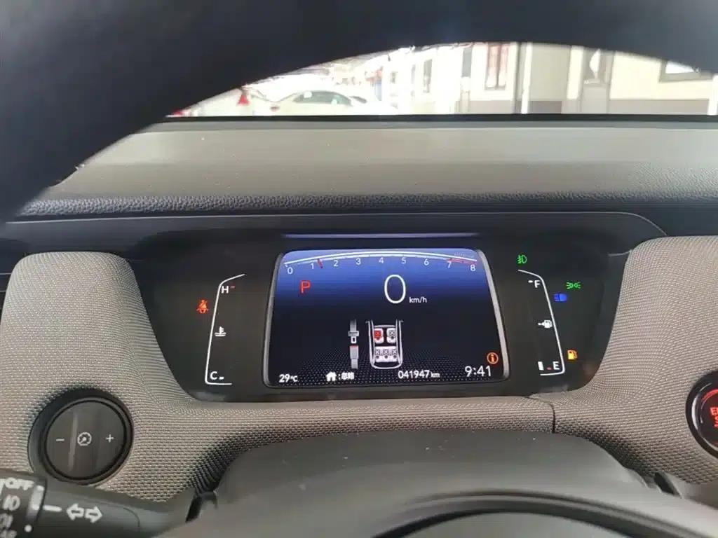 LIFE 2021 1.5L CVT SPORT Edition — миниатюра 12