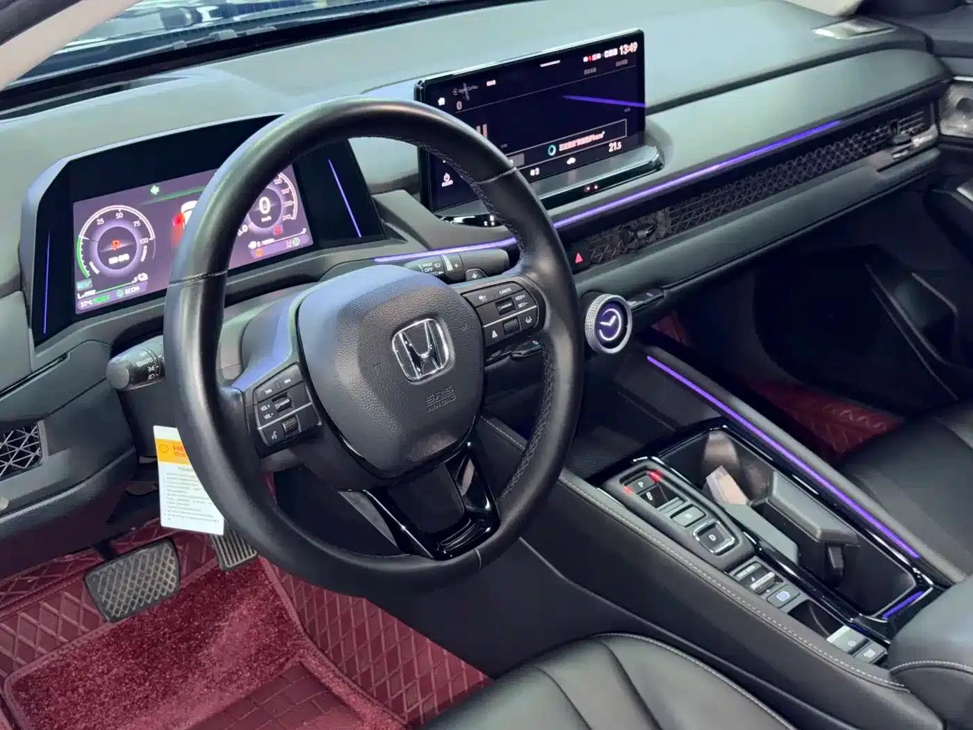 Accord PHEV 2023 2.0L e:PHEV Luxury Edition — миниатюра 15