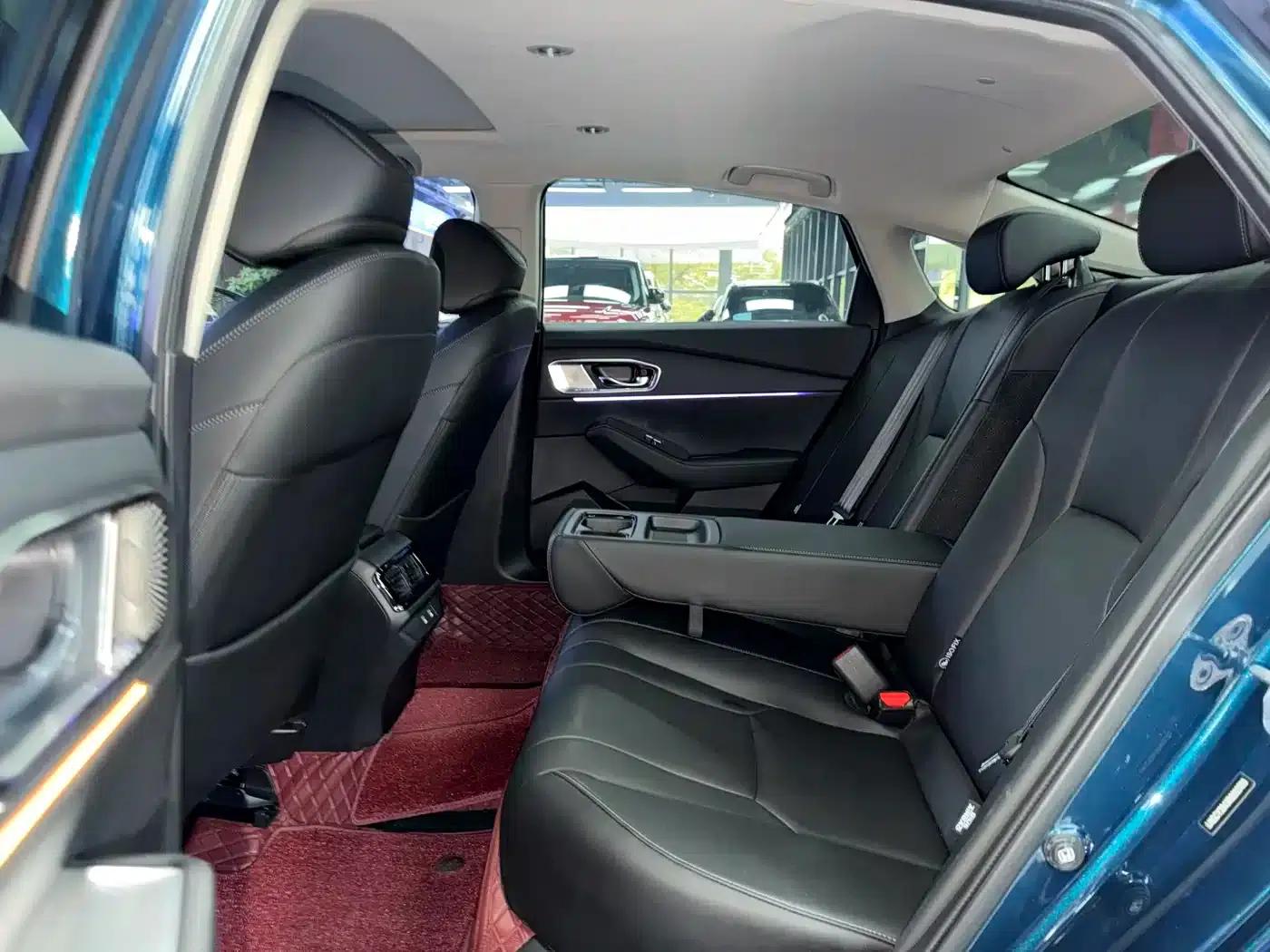 Accord PHEV 2023 2.0L e:PHEV Luxury Edition — миниатюра 9