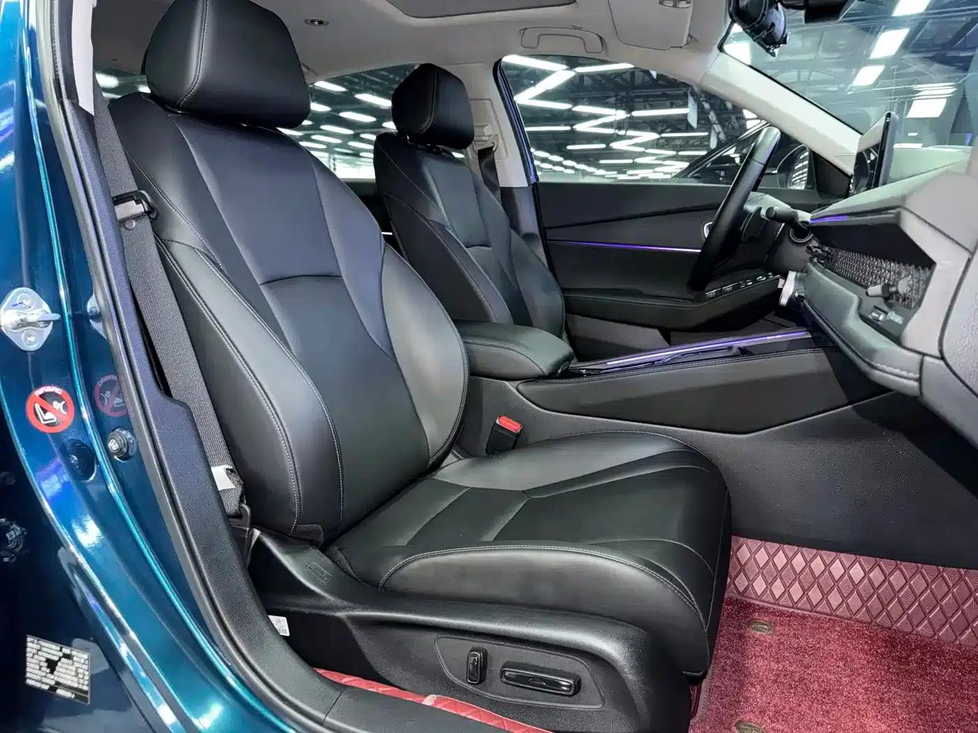 Accord PHEV 2023 2.0L e:PHEV Luxury Edition — миниатюра 10