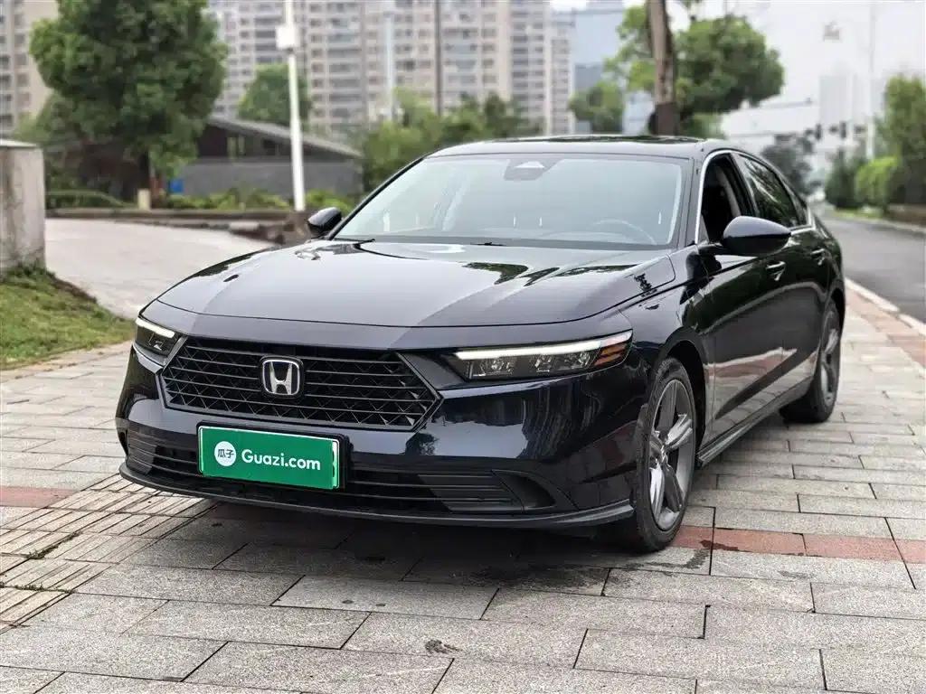 Accord PHEV 2023 2.0L e:PHEV Luxury Edition — миниатюра 2
