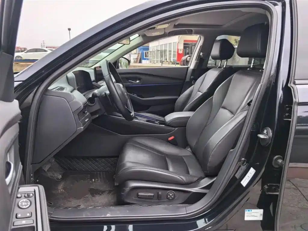 Accord PHEV 2023 2.0L e:PHEV Luxury Edition — миниатюра 14