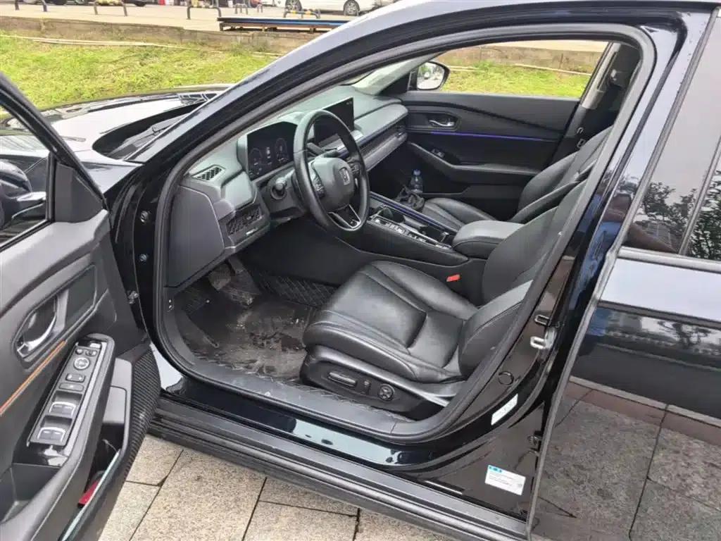 Accord PHEV 2023 2.0L e:PHEV Luxury Edition — миниатюра 15