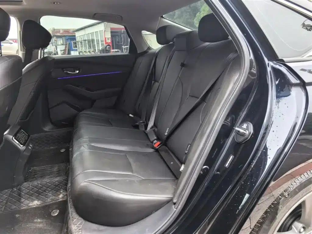 Accord PHEV 2023 2.0L e:PHEV Luxury Edition — миниатюра 16