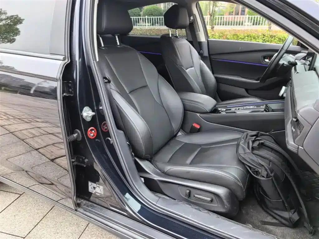 Accord PHEV 2023 2.0L e:PHEV Luxury Edition — миниатюра 24
