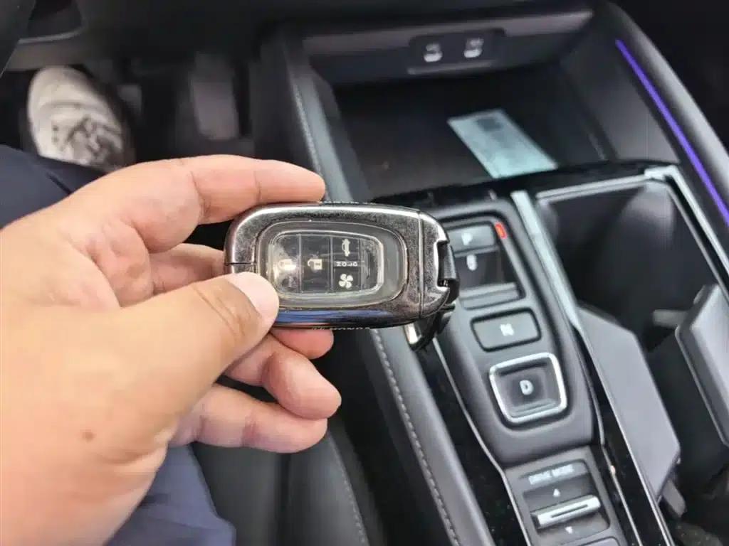Accord PHEV 2023 2.0L e:PHEV Luxury Edition — миниатюра 8