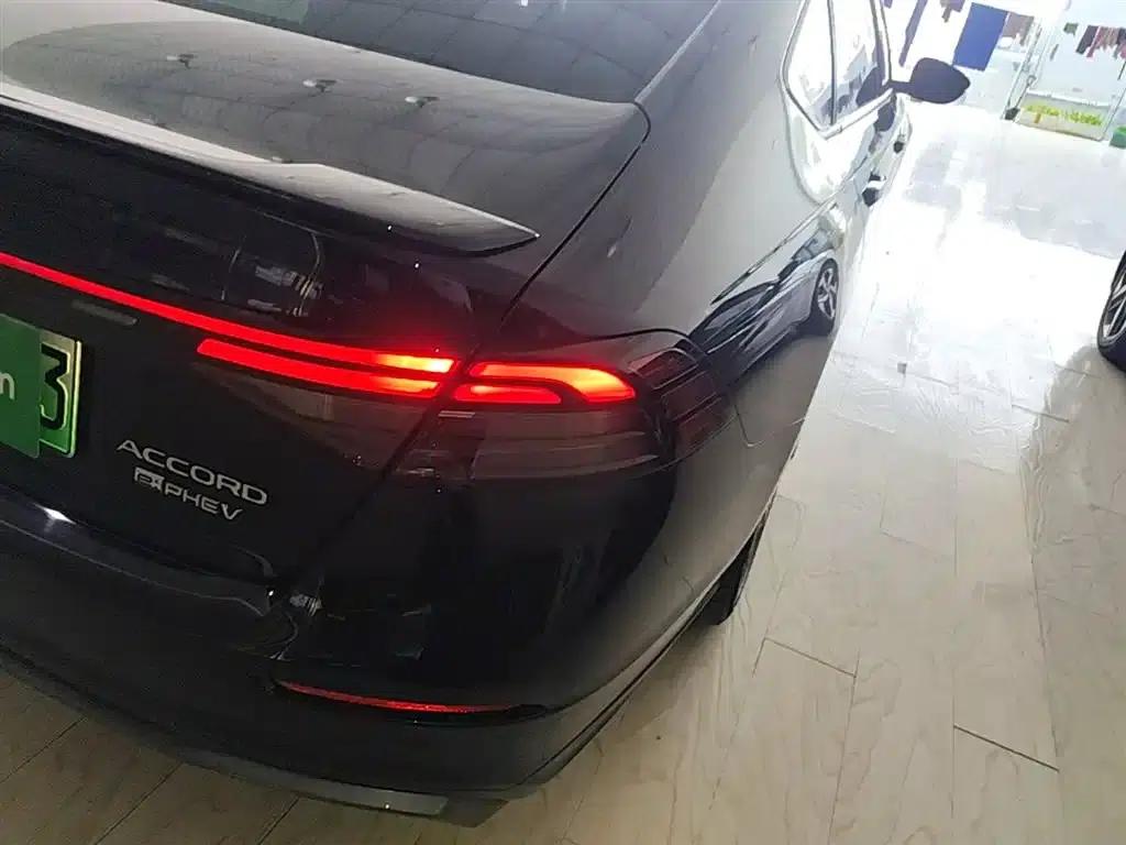 Accord PHEV 2023 2.0L e:PHEV Premium Edition — миниатюра 8