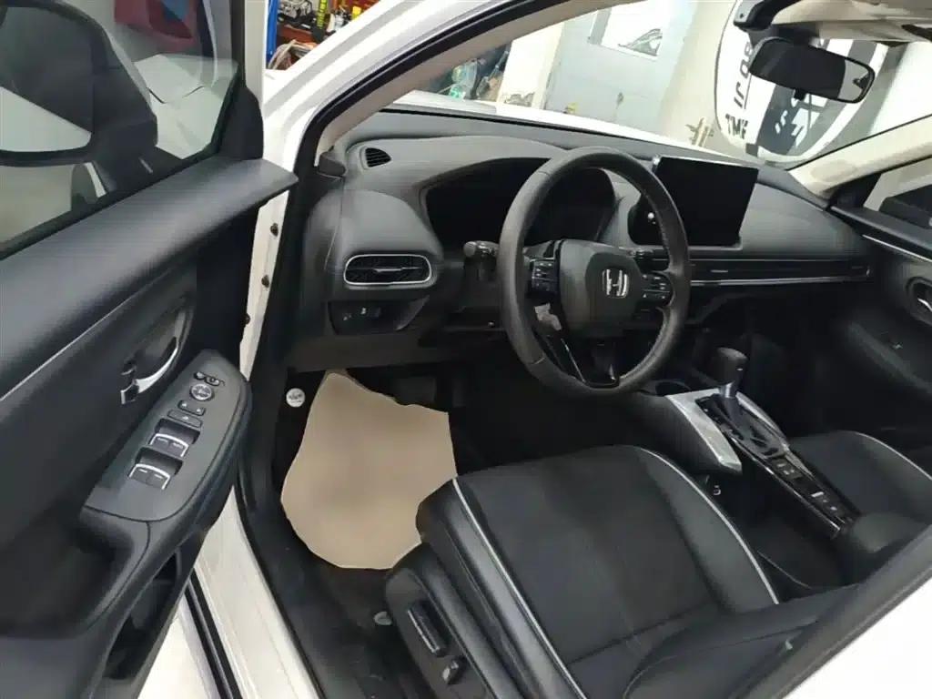 Honda HR-V 2023 240TURBO Trendy Edition — миниатюра 16