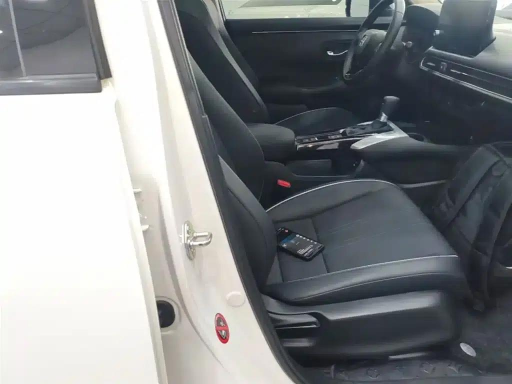 Honda HR-V 2023 240TURBO Trendy Edition — миниатюра 25