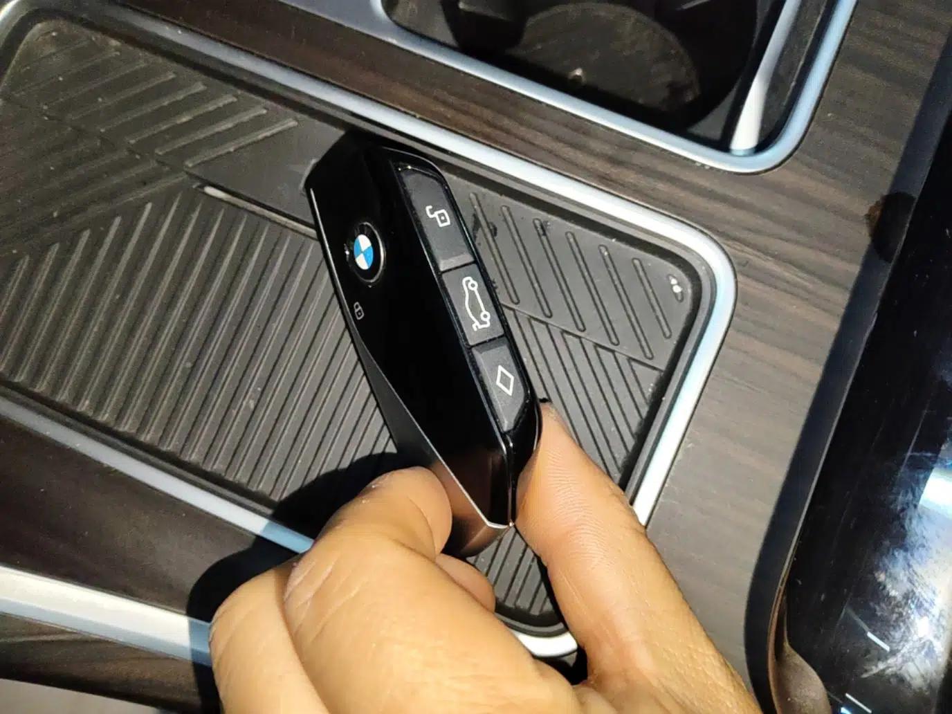 BMW i7 2023 eDrive50L Leading M Sport Package — миниатюра 12