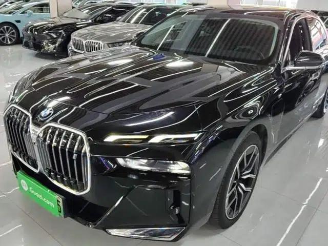 BMW i7 2023 eDrive50L Leading M Sport Package