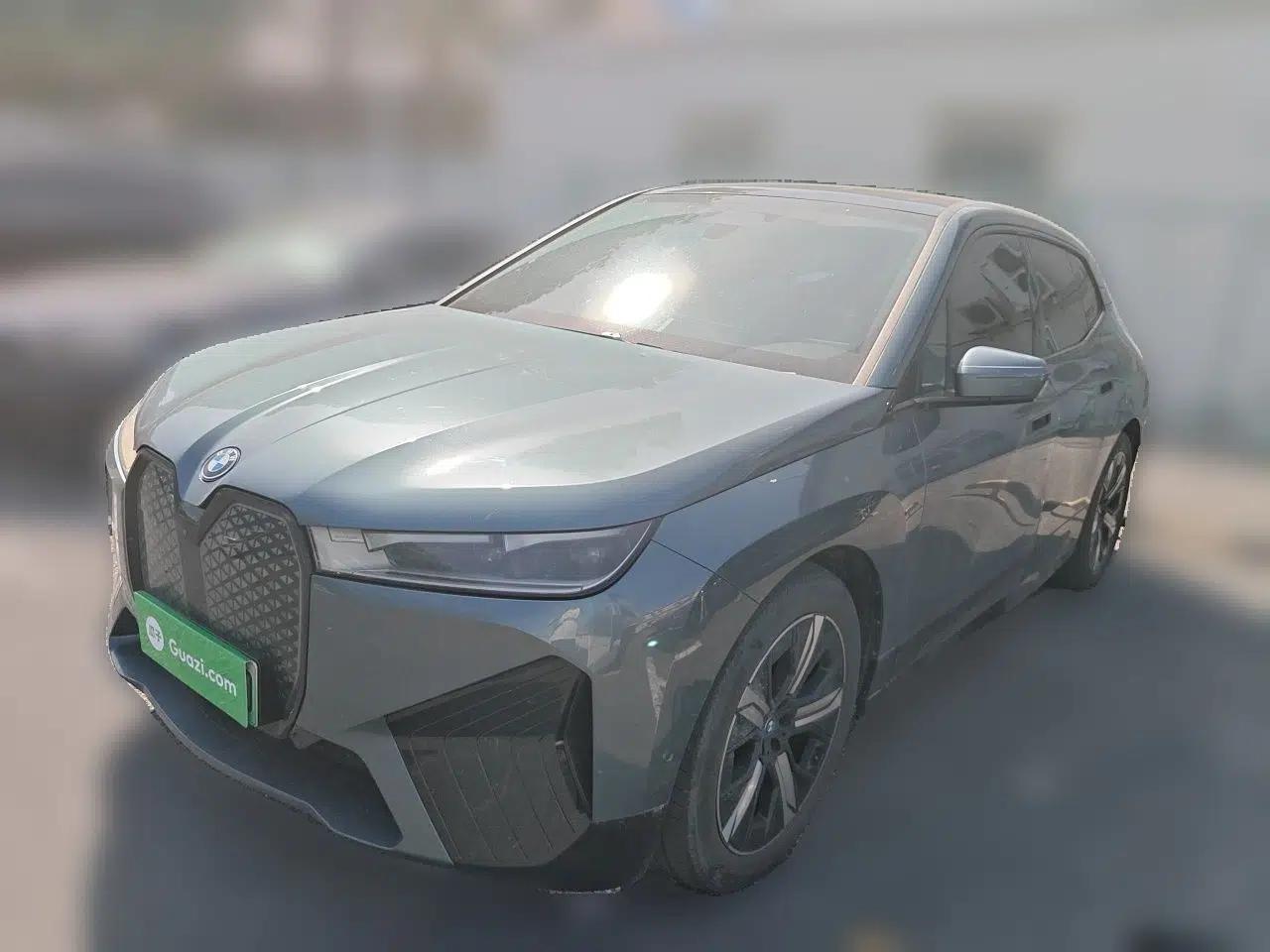 BMW iX 2023 Updated xDrive40 — миниатюра 1