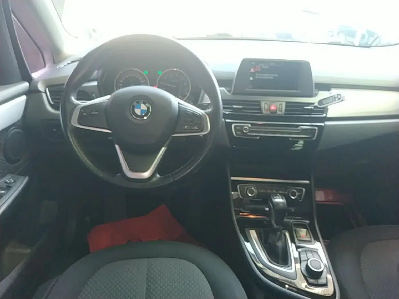BMW 2 Series Active Tourer 2016 218i Fashion Model — миниатюра 14