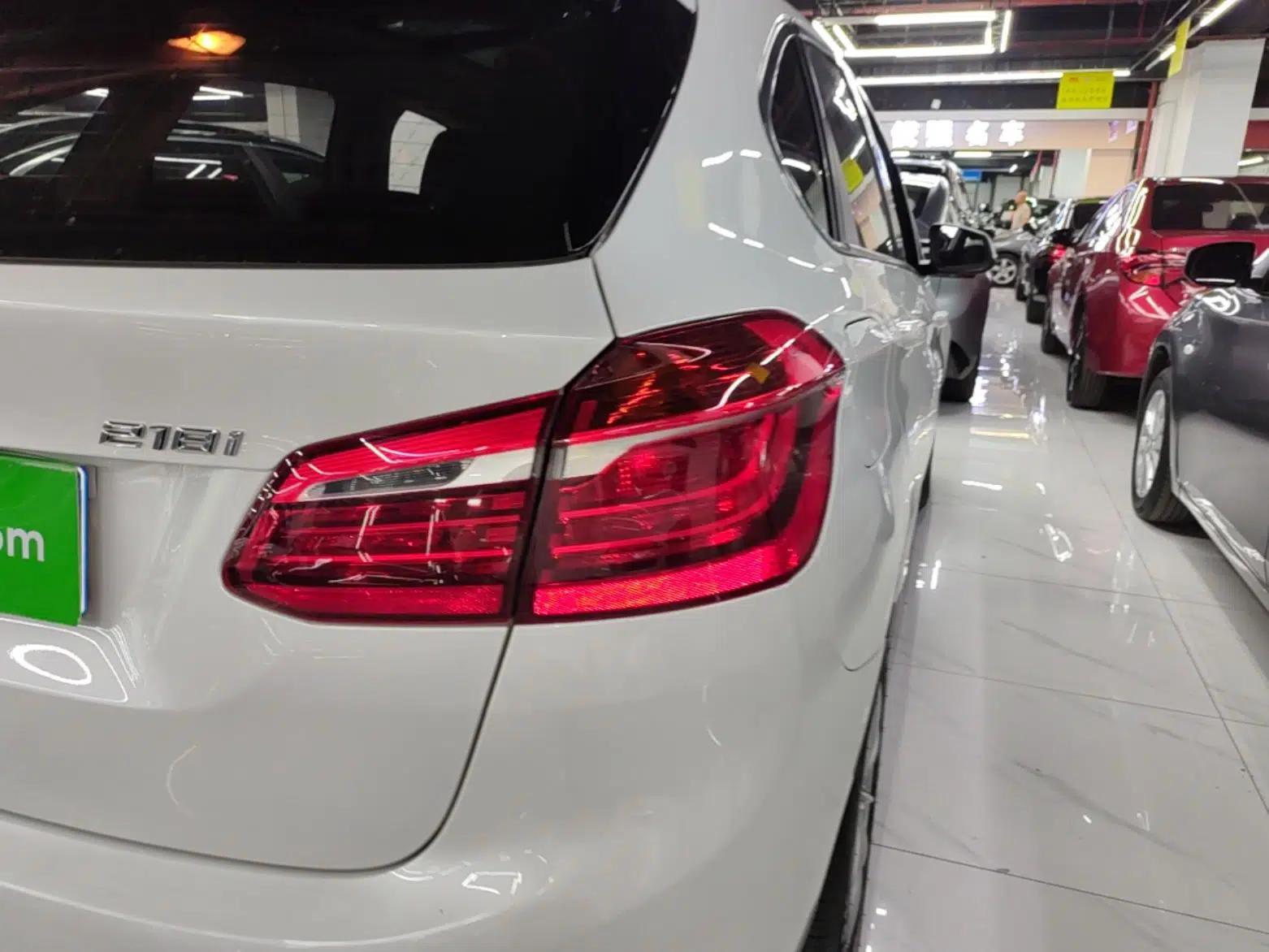 BMW 2 Series Active Tourer 2016 218i Fashion Model — миниатюра 7