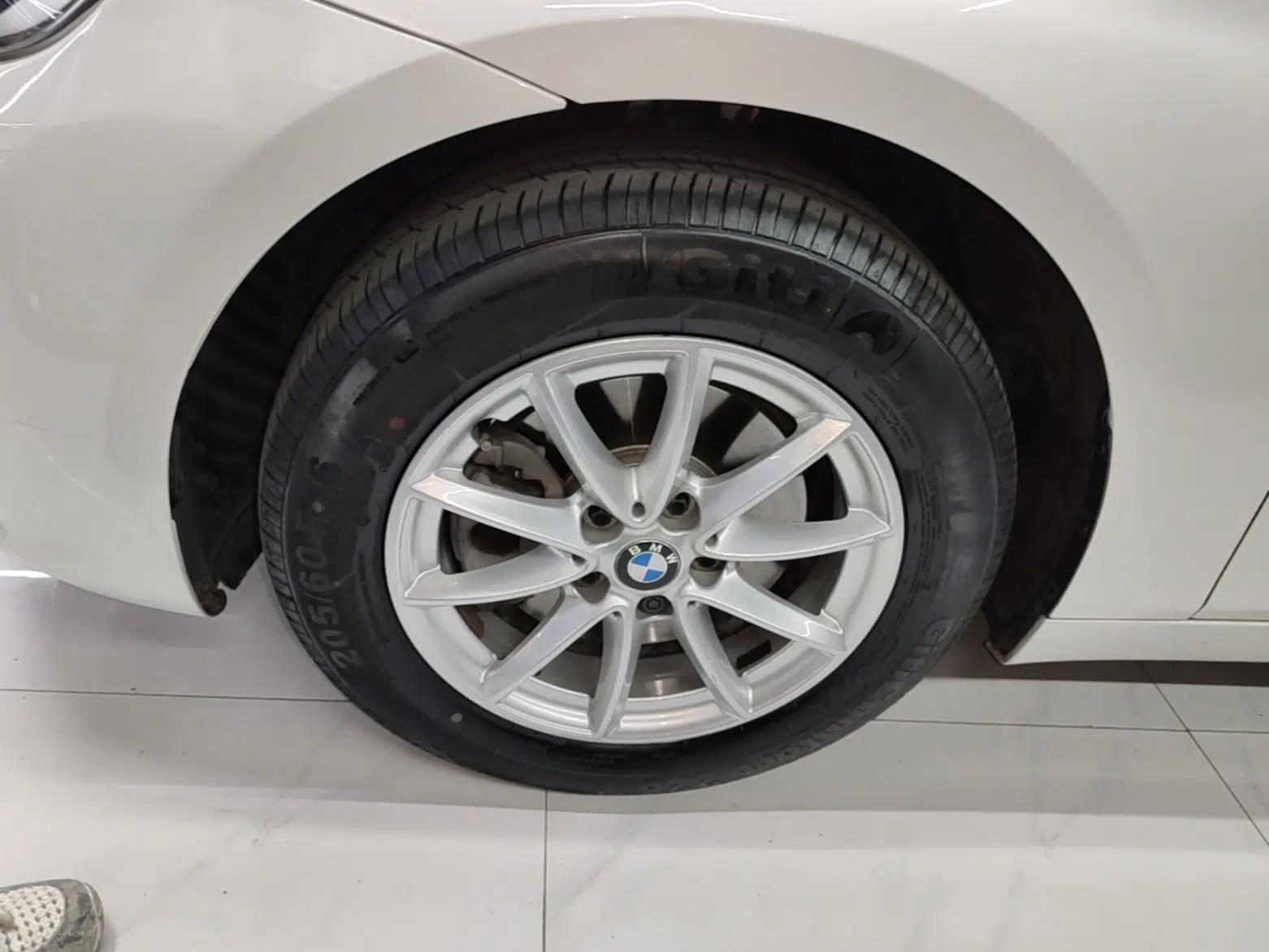 BMW 2 Series Active Tourer 2016 218i Fashion Model — миниатюра 8
