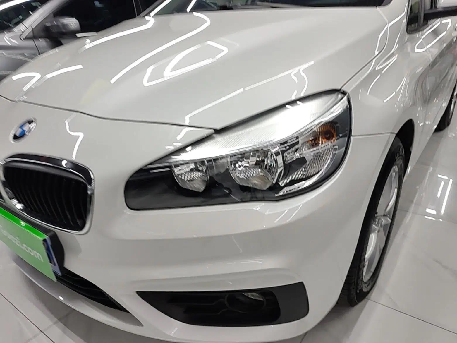 BMW 2 Series Active Tourer 2016 218i Fashion Model — миниатюра 9