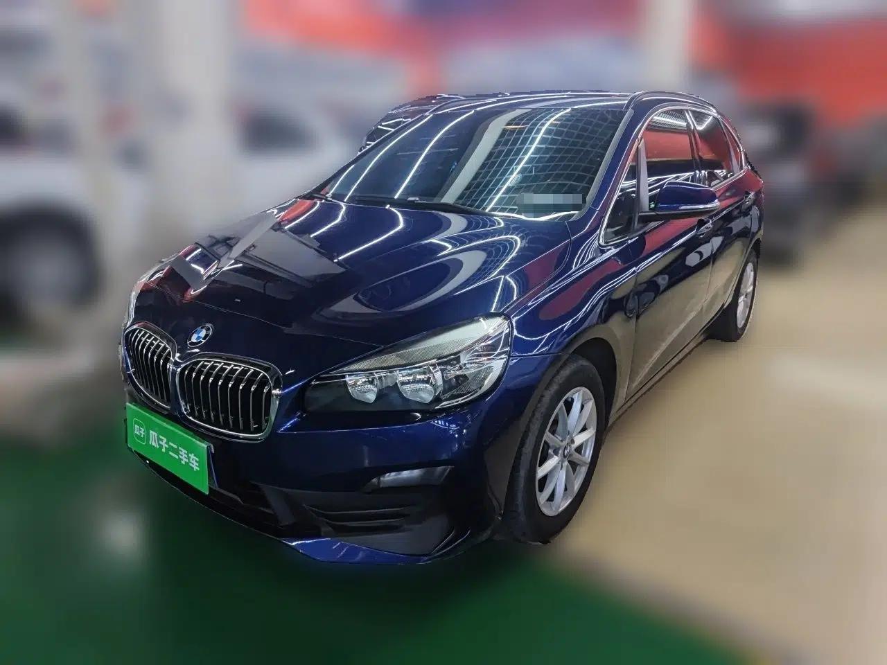BMW 2 Series Active Tourer 2018 218i Fashion Model — миниатюра 1