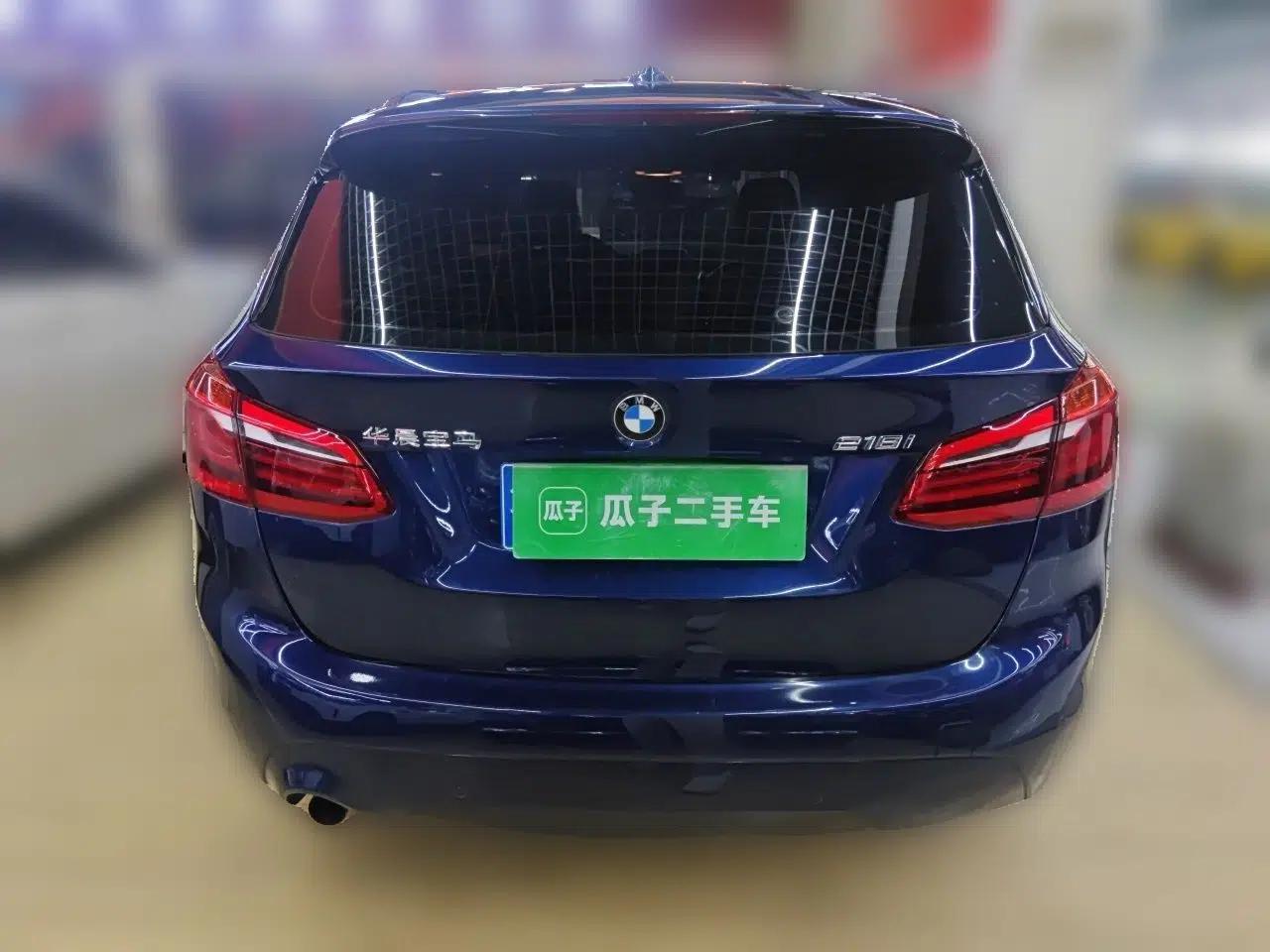 BMW 2 Series Active Tourer 2018 218i Fashion Model — миниатюра 5