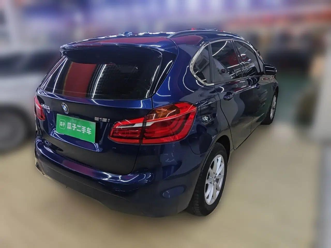 BMW 2 Series Active Tourer 2018 218i Fashion Model — миниатюра 6
