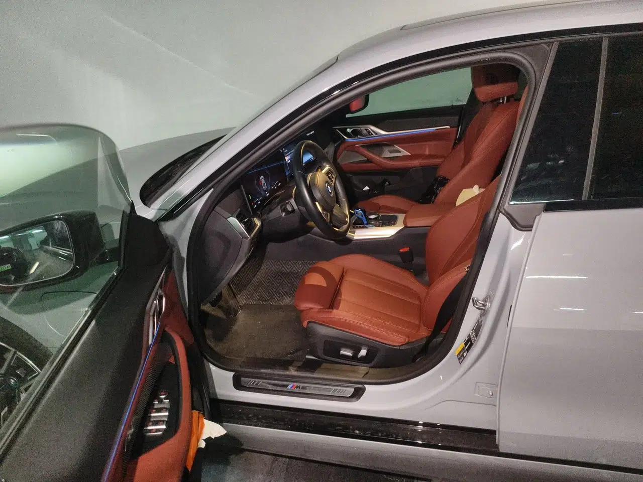 BMW i4 2022 eDrive40 — миниатюра 17
