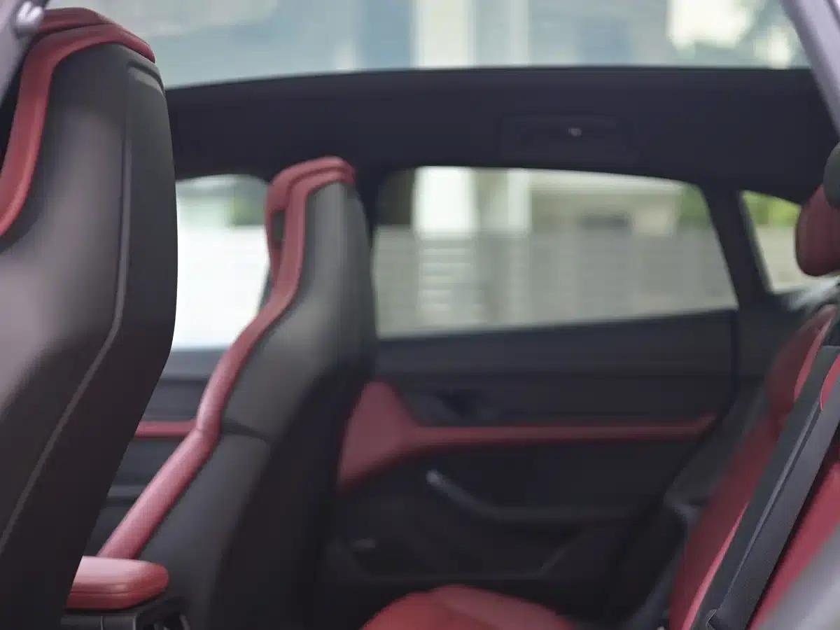 Taycan 2022 Taycan 4 Cross Turismo — миниатюра 7