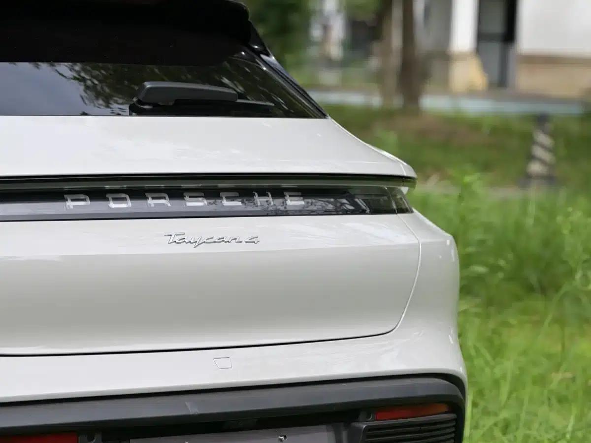 Taycan 2022 Taycan 4 Cross Turismo — миниатюра 9